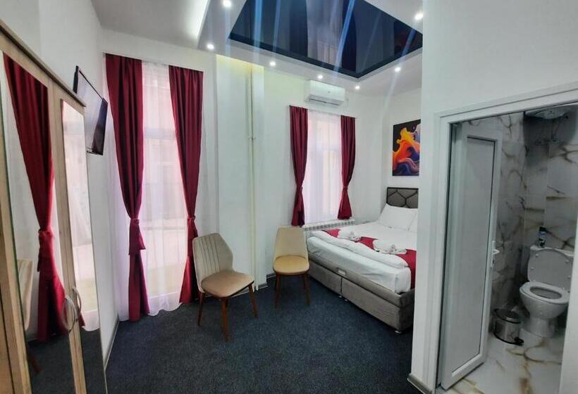 پانسیون Authentic Belgrade Centre   Luxury Suites