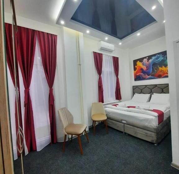 پانسیون Authentic Belgrade Centre   Luxury Suites