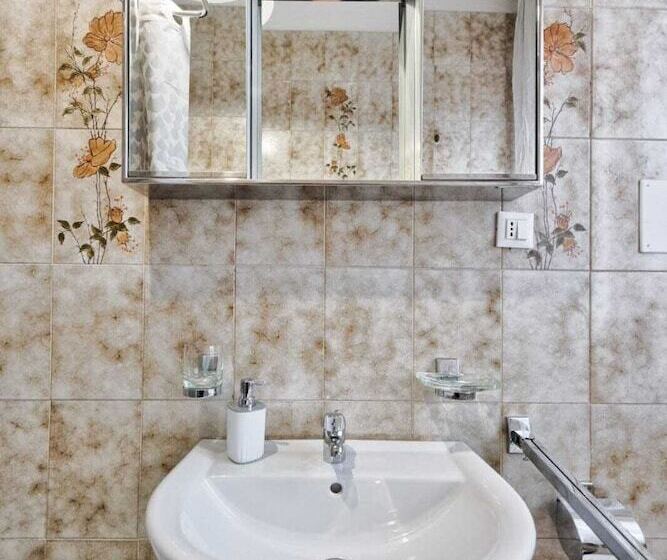 پانسیون Santa Marina Venice Apartment