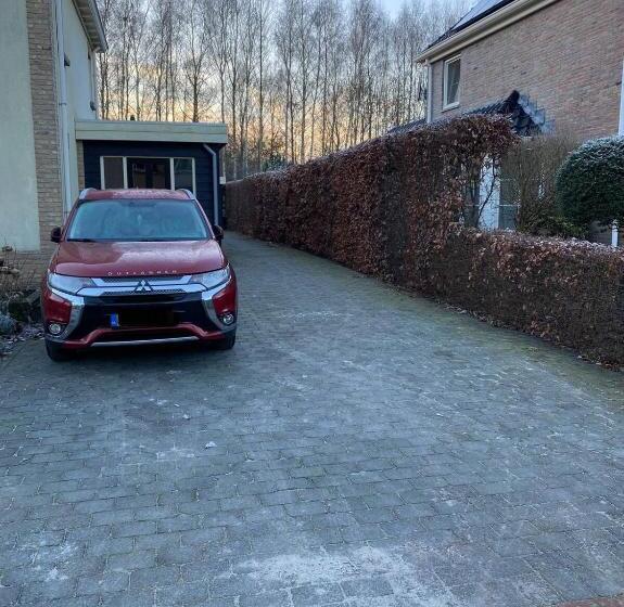 بنسيون Noflik Heerenveen