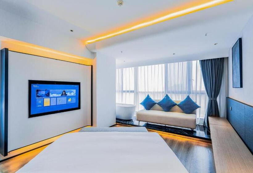 Yunmu Hotel Luzhou