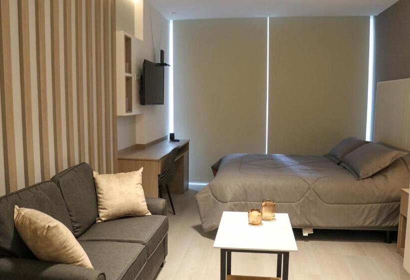 مبيت وإفطار Vatten Studios And Suites By Check In Ec