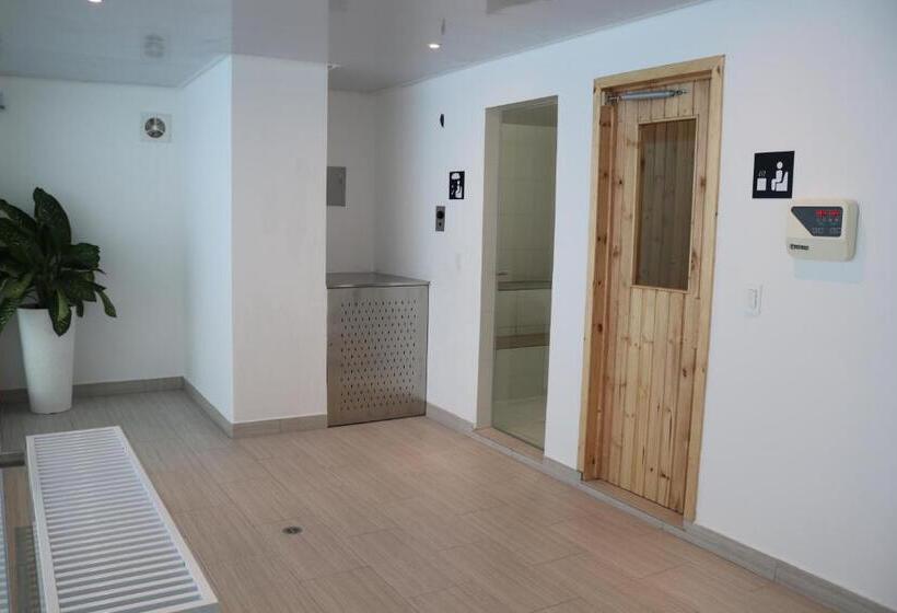 مبيت وإفطار Vatten Studios And Suites By Check In Ec