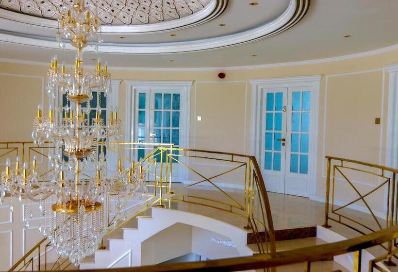 住宿加早餐  Agandau House