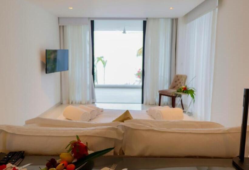 住宿加早餐  Agandau House