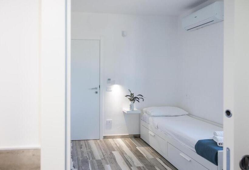 مبيت وإفطار Essentia Rooms & Relax