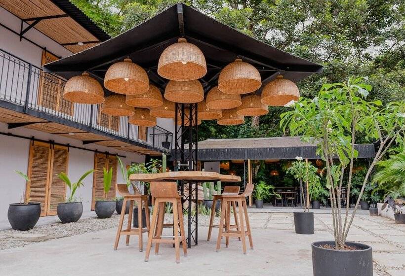 هتل Casa De Hadas