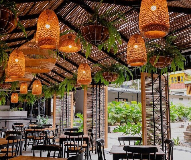 هتل Casa De Hadas