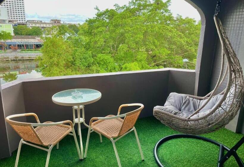 فندق Chanmel Riverside