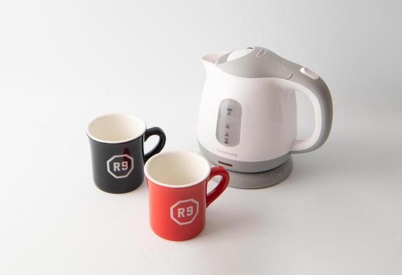 فندق R9 The Yard Yanai