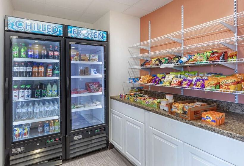 호텔 Suburban Studios Gainesville