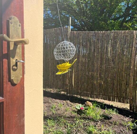 فندق The Farmery Garden And Guesthouse