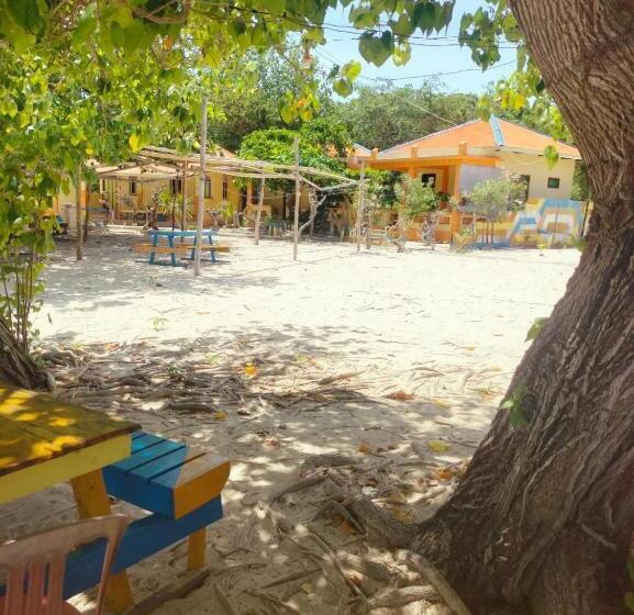 پانسیون Ocean Holiday Liukang