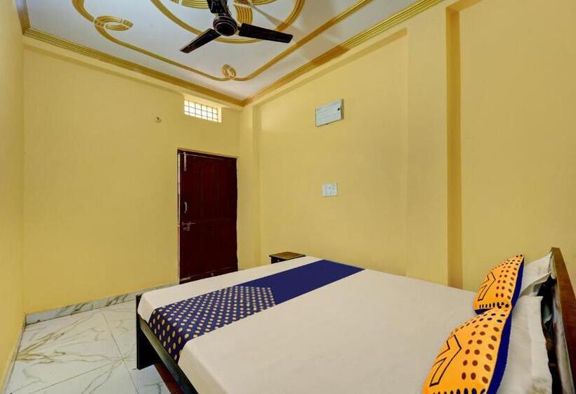 Spot On Hotel Royal Palace