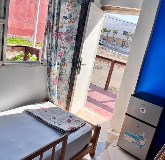 هاستل Happy Home Dream Surf