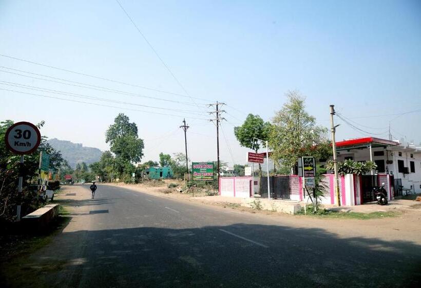 בית מלון כפרי Daulatabad Guest House