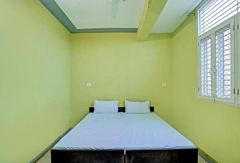 فندق Oyo R.k Bohra Guest House