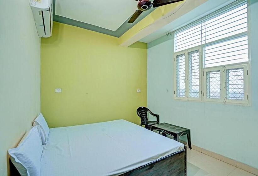 فندق Oyo R.k Bohra Guest House