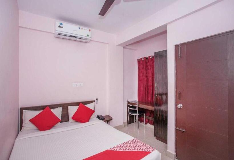 酒店 Oyo Thirumala Comfort & Lodging