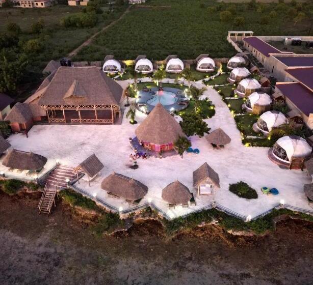 בית מלון כפרי Paradise City