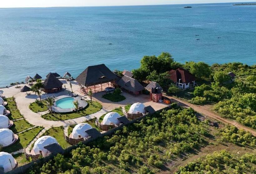 בית מלון כפרי Paradise City