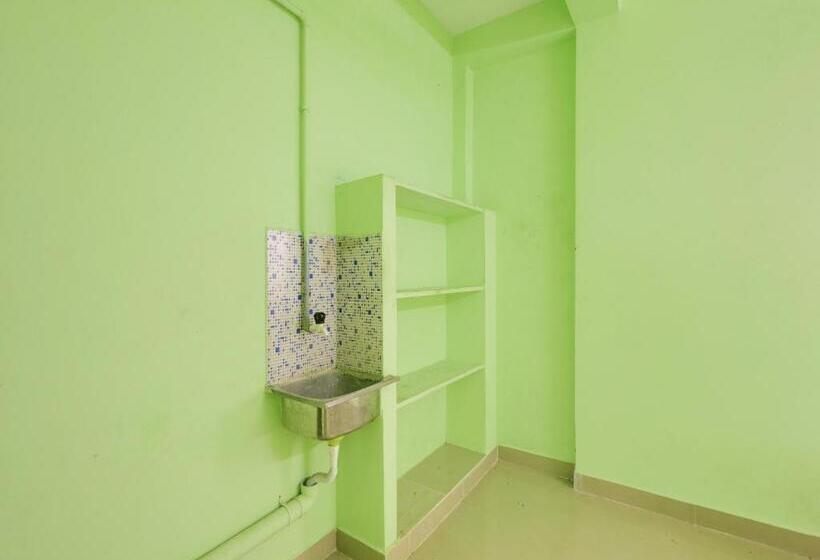 هتل Spot On The Green Park