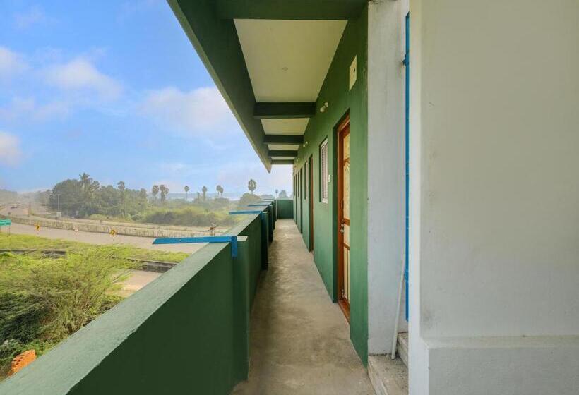 هتل Spot On The Green Park