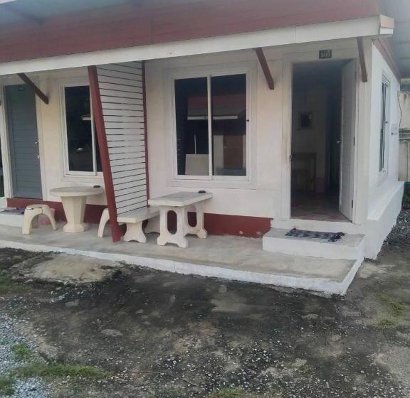 بنسيون บ้านมีสุขรีสอร์ท