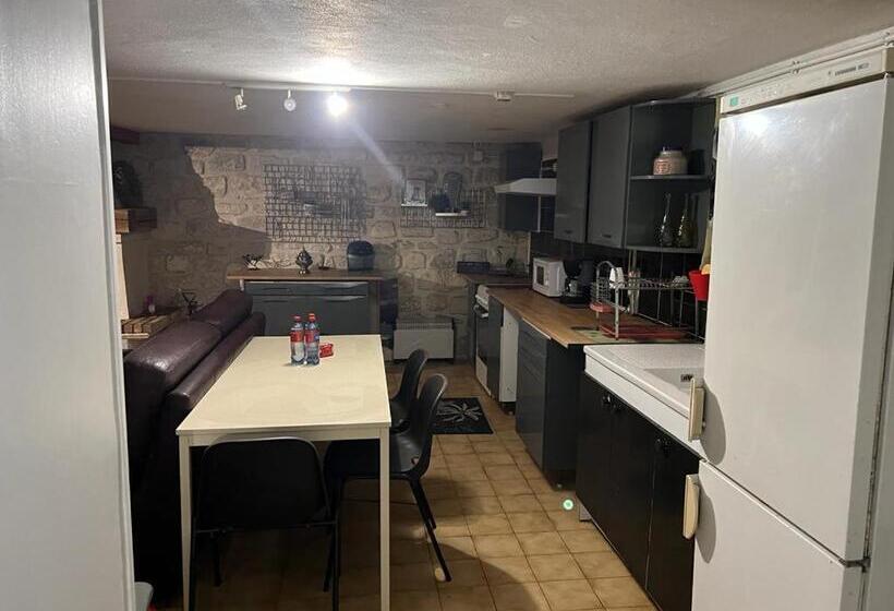ペンション Appartement Privatif De 60 M2 Dans Belle Maison Proche De Disney Et Paris