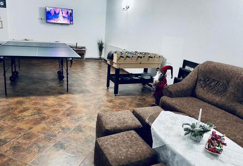 ペンション Cabana Loredana