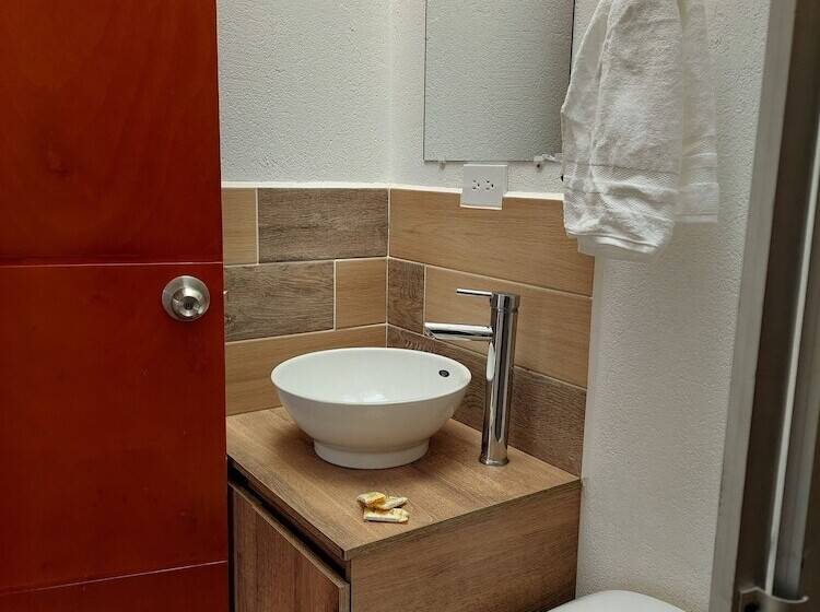 پانسیون Casa Helena