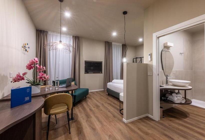 پانسیون Hi Room