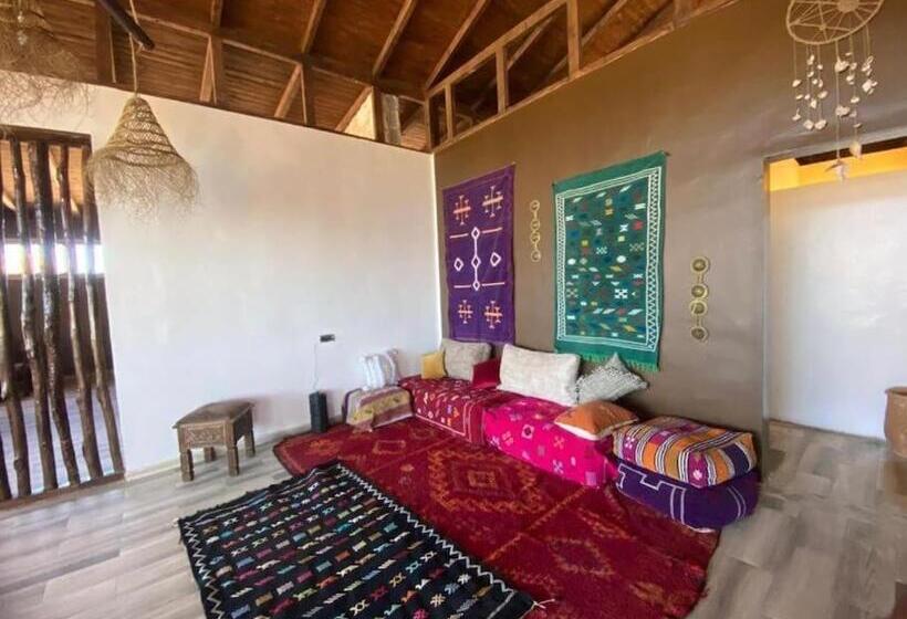 بنسيون La Merveille Dakhla Guest House
