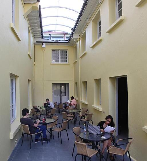 پانسیون Residencia Wenuikan