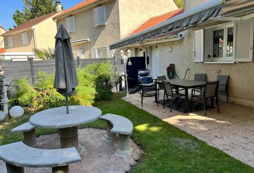 膳宿费 Room In Bb   Nathalies Home   2 Bedrooms Breakfast