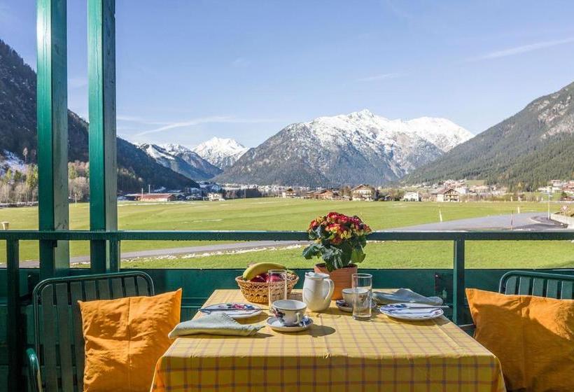Отель Appartements Achensee