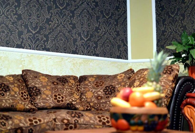 فندق Flamingo Vendégház