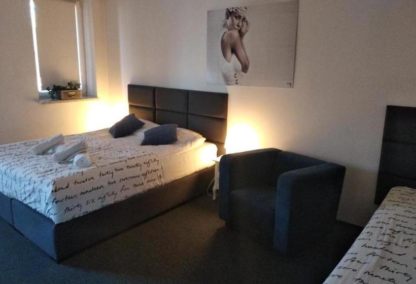 فندق Harmonica Studio