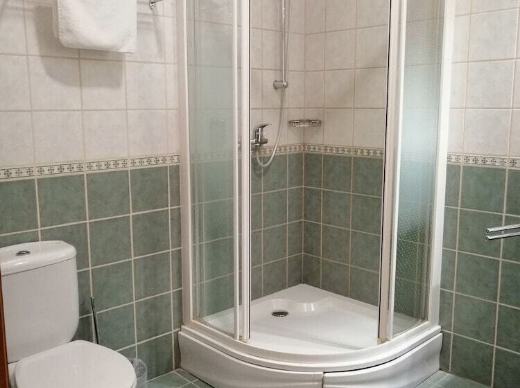 هتل Józsi Bácsi Vendéglője és Szállodája