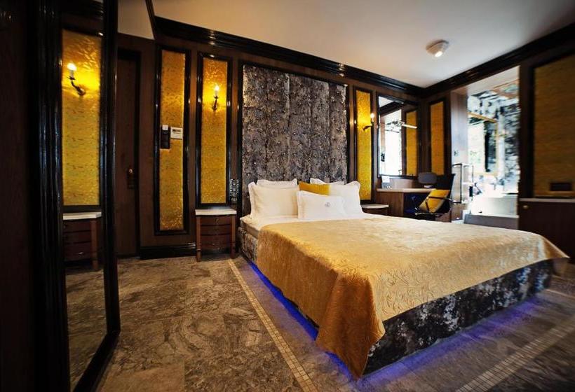 Hotel Mala Anglia Deluxe Rooms & Spa