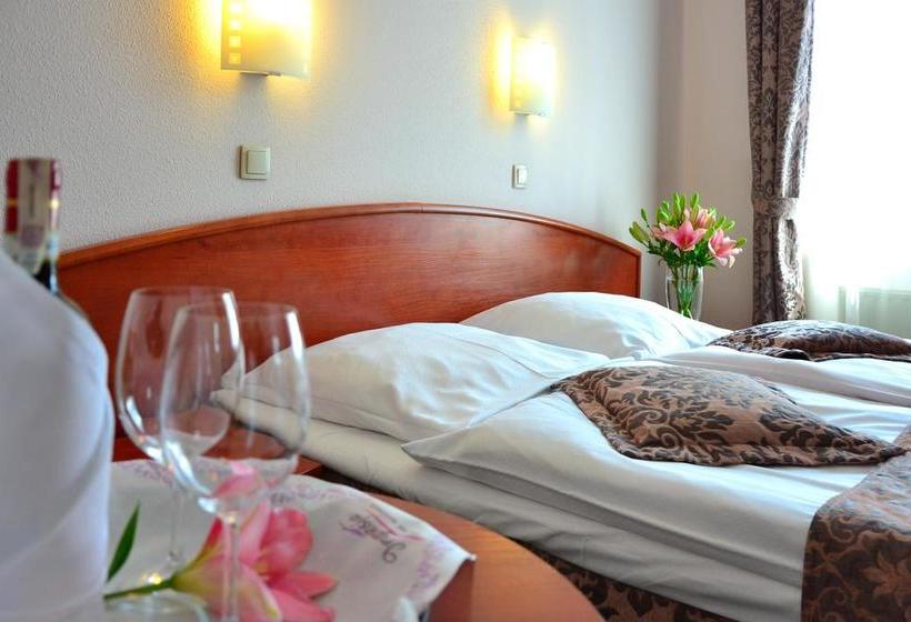 فندق Panorama Nowy Sącz