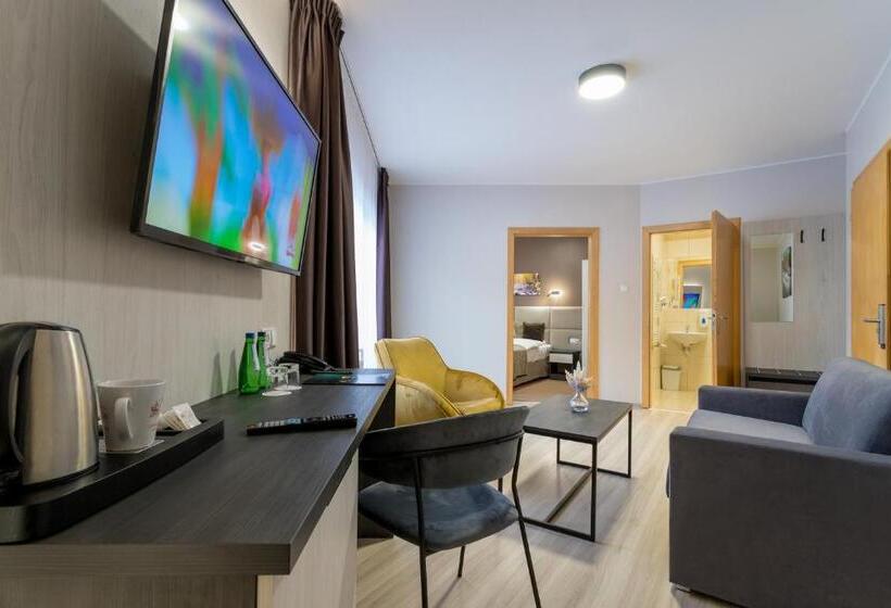 هتل Pensjonat śnieżka Spa