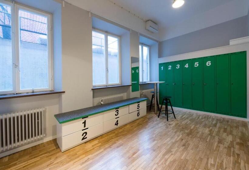 هتل Winstrup Hostel