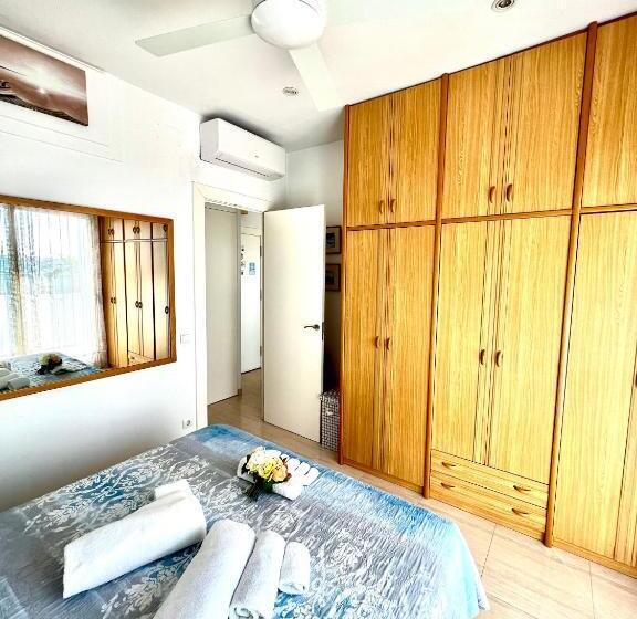 Sitges Seafront Ribera Apartment
