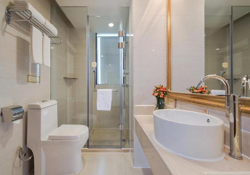 Vienna Hotel Dongguan Fenggang Yongsheng Street