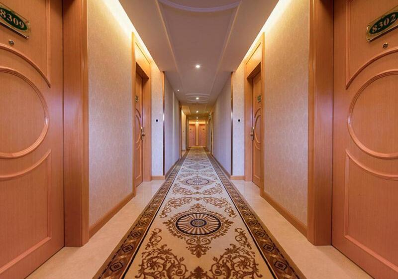 Vienna Hotel Shenzhen Exibition Center