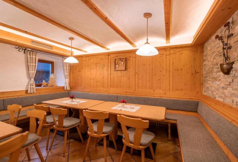 Общежитие Gasthof Mamooserhof