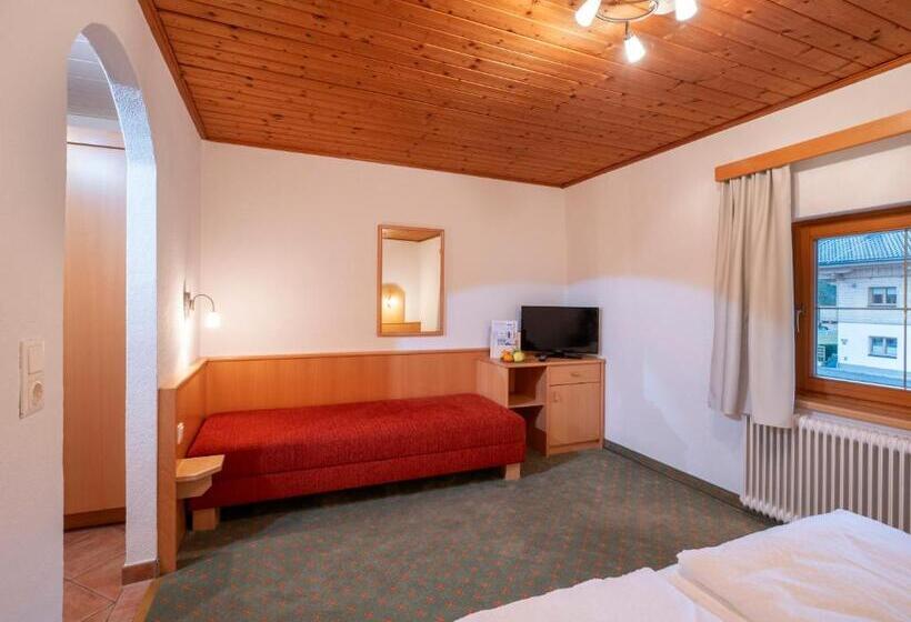 Общежитие Gasthof Mamooserhof