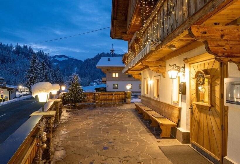 Общежитие Gasthof Mamooserhof