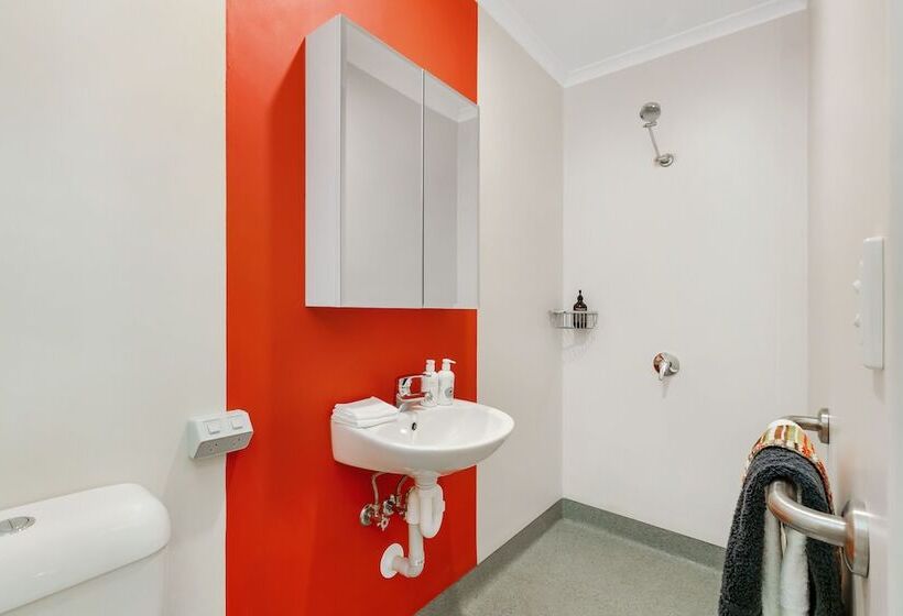 הוסטל Mihaven Shared Living   Gatton St